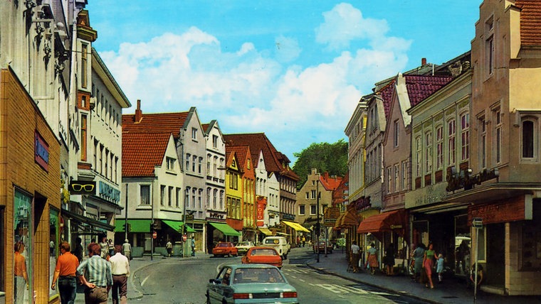 Historische Aufnahme der Breiten Straße in Itzehoe. © Archiv Carsten Brecht Foto: Archiv Reiner Rehberg