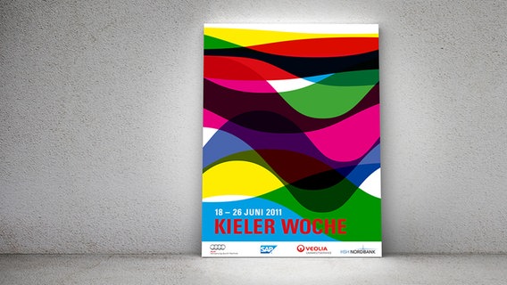 Plakat zur Kieler Woche 2011 (Bildmontage) © Landeshauptstadt Kiel, Fotolia/peshkov 