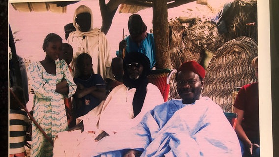 Eine Aufnahme einer afrikanischen Familie Eine Aufnahme einer afrikanischen Familie © privat Foto: privat