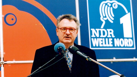 Direktor des Landesfunkhauses Friedrich-Wilhelm Kramer hält eine Rede © NDR Foto: NDR