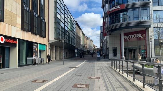 Die Fußgängerzone der Kieler Innenstadt. Die Fußgängerzone der Kieler Innenstadt. © Friederike Schneider Foto: Friederike Schneider