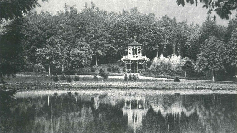 Historisches Foto des Aussichtsturms am Salzteich in Bad Oldesloe um 1914. © Kultur und Stadtarchiv Bad Oldesloe Foto: Kultur und Stadtarchiv Bad Oldesloe