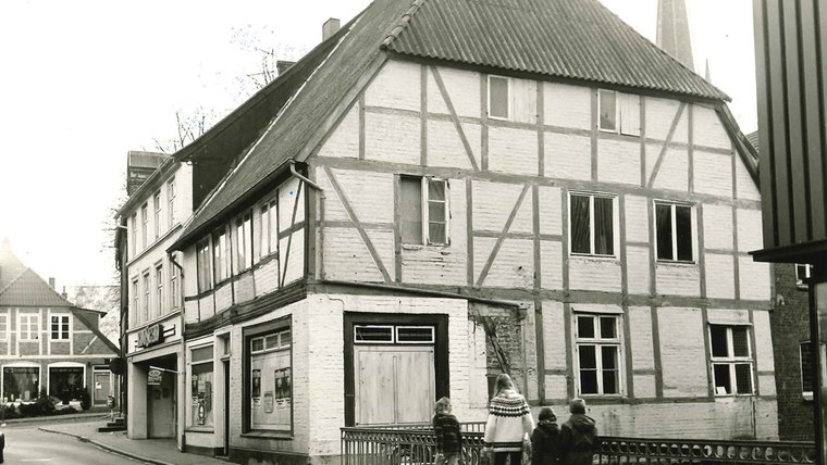 Historisches Foto "Zur alten Börse" in Bad Oldesloe um 1975. © Kultur und Stadtarchiv Bad Oldesloe Foto: Kultur und Stadtarchiv Bad Oldesloe
