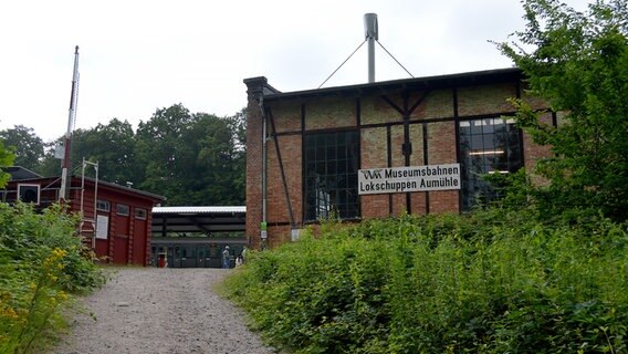 Blick auf das Gelände des Eisenbahnmuseums Lokschuppen Aumühle. © Anne Passow Foto: Anne Passow