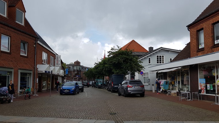 Eine Aufnahme der Niebüller Innenstadt aus dem Jahr 2020. © NDR Foto: Lukas Knauer