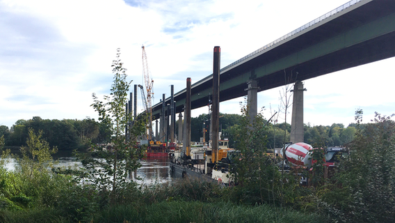 Bauarbeiten an der Rader Hochbrücke. © NDR Foto: Arne Helms