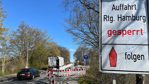 Bauarbeiten an einer Straße. © Stadt Pinneberg 