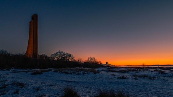 Das Marine-Ehrenmal in Laboe bei Sonnenuntergang. © Sven Dopcke Foto: Sven Dopcke