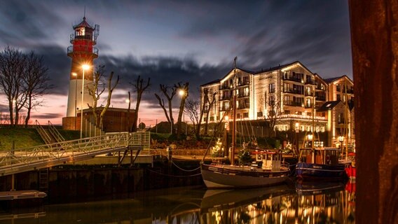 Der Hafen von Büsum bei Nacht. © Daniela Lohse Foto: Daniela Lohse