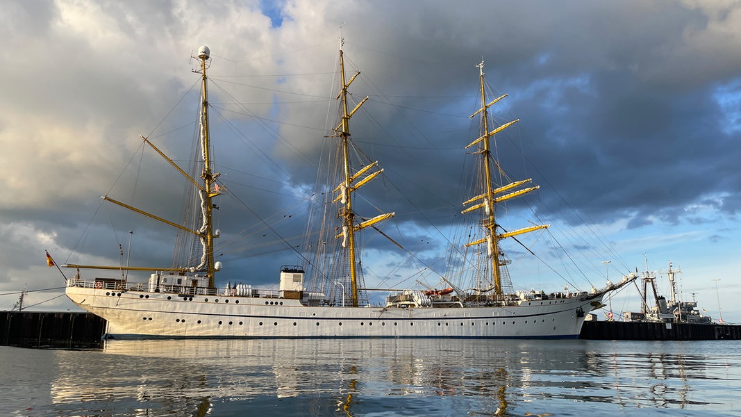 Repair of the “Gorch Fock”: Process started at Elsflether Werft |  > – News – Lower Saxony