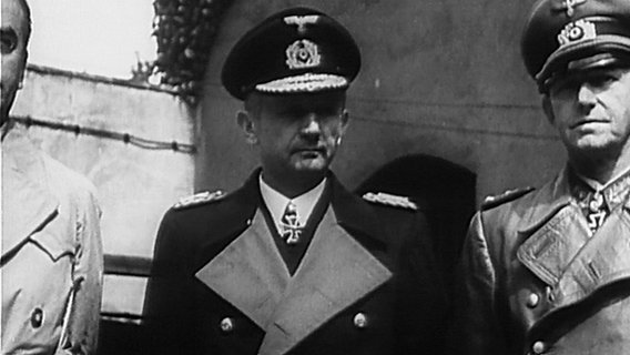 Karl Dönitz als Reichspräsident kurz vor Kriegsende. © NDR 