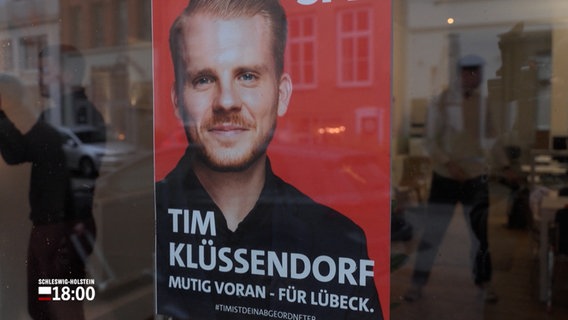 Ein Wahlplakat. © NDR 