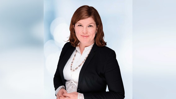 Julia Samtleben von der SPD, Kandidatin für die Bürgermeisterwahl in Stockelsdorf © Julia samtleben Foto: Studioline Lübeck