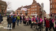 Warnstreik im öffentlichen Dienst: Demo in Kiel © NDR 