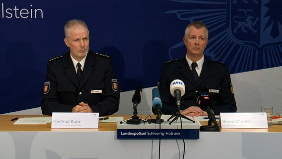 Polizei-PK zu Maßnahmen nach ausländerfeindlichen Äußerungen © NDR 