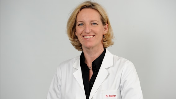 Dr. Bettina Tiemer, Virologin © Labor Lübeck 