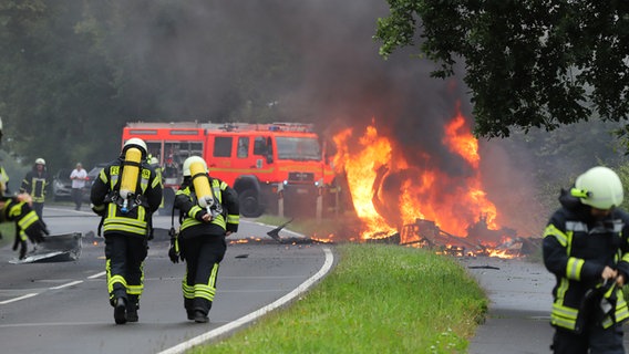 Die Feuerwehr bei einem Unfalleinsatz. © Florian Sprenger Foto: Florian Sprenger