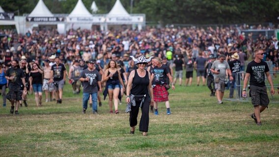 Der Holy Ground während der Eröffnung auf dem Wacken Festival. © NDR Foto: Janis Röhlig