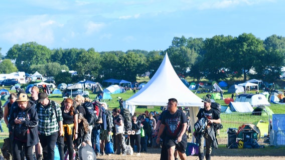 Wacken Festival Abreise © NDR Foto: Jörn Zahlmann