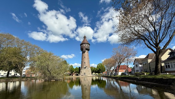 Der Wasserturm Heide. © NDR Foto: Aaron Schlichting