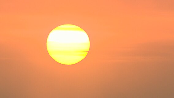 Eine Nahaufnahme der aufgehenden Sonne. © Daniel Friederichs 
