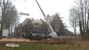 Eine Villa wird restauriert. Es handelt sich dabei um den Högerbau in Hohenlockstedt. © NDR Foto: NDR Screenshots