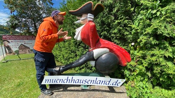 Schorse Münchhausen Figur. © NDR Foto: Bernd Drechsler