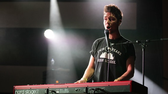 Bastille live beim NDR 2 Soundcheck Neue Musik Festival 2013.  Foto: Axel Herzig