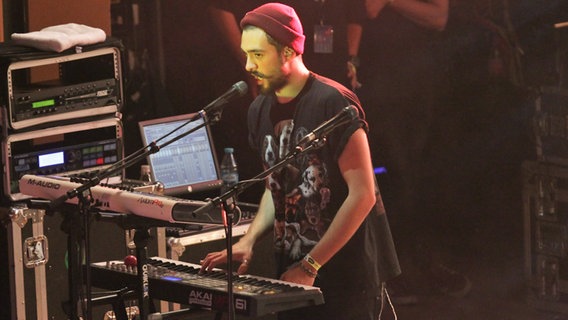 Bastille live beim NDR 2 Soundcheck Neue Musik Festival 2013.  Foto: Axel Herzig