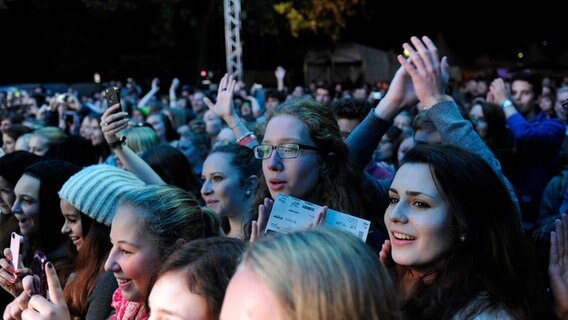 Motive von der City Stage auf dem Göttinger Wochenmarktplatz am 13. September 2013 © NDR 2 Foto: Isabel Schiffler