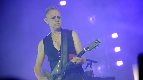 Depeche Mode beim Konzert in Hamburg am 11. Januar 2018: Martin Gore © NDR 2 Foto: Isabel Schiffler/Jazz Archiv