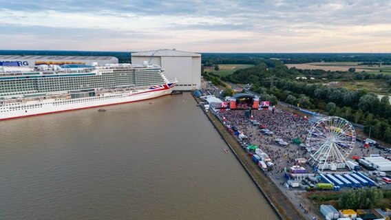 NDR 2 auf dem Papenburg Festival, Meyer Werft. © NDR 2 Foto: Axel Herzig