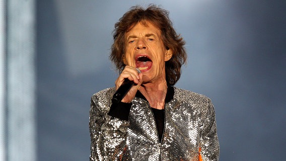 Open Air der Rolling Stones im Hamburger Stadtpark am 9. September 2017: Mick Jagger am Mikrofon © NDR Foto: Mirko Hannemann