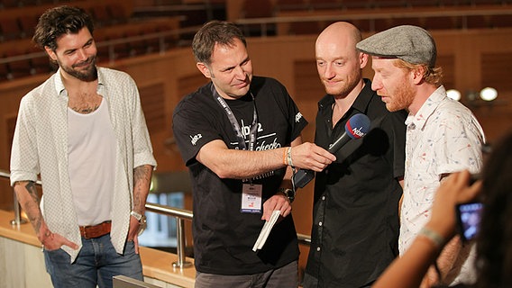 Biffy Clyro im Interview beim NDR 2 Soundcheck Festival in Göttingen 2013. © NDR 2 / Axel Herzig Foto: Axel Herzig