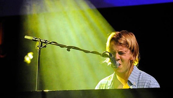 Tom Odell beim Konzert in Göttingen. © NDR 2 Foto: Isabell Schiffler