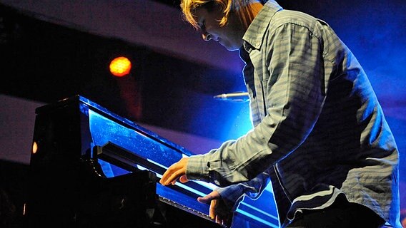 Tom Odell beim Konzert in Göttingen. © NDR 2 Foto: Isabell Schiffler