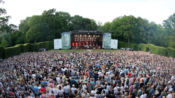 Take That spielen zum 30-jährigen Jubiläum ein Konzert im Hamburger Stadtpark  Foto: Mirko Hannemann