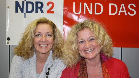 Bettina Tietjen und Susanne Fröhlich. © NDR 2/Andreas Sorgenfrey 