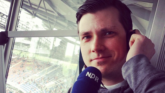 Du bist NDR 2: Timon Januschewski berichtet aus dem Stadio in Hannover © Privat 