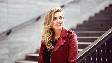 Die französische Künstlerin Louane © Universal Music 