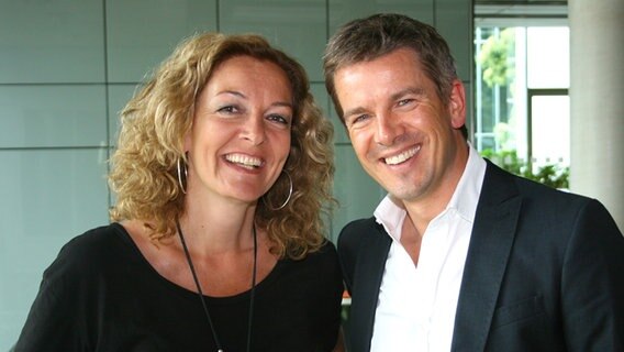 NDR 2 Moderatorin Bettina Lanz mit ZDF-Talker Markus Lanz im Juni 2011 bei NDR 2 © NDR 2 Foto: Andreas Sorgenfrey