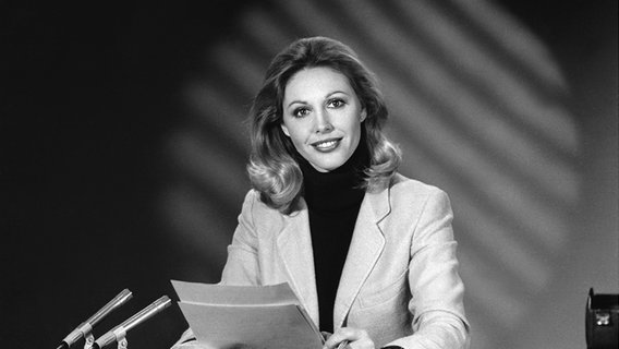 Fernsehansagerin Ulla Zitelamnn (1978) © picture alliance 