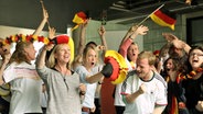 Das NDR 2 Team bei Videodreh zum WM-Fieber-Video © NDR 2 