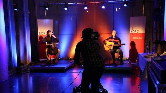 Friday Night Live mit Elke und Jens aus dem NDR 2 Morgen.  