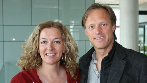 Gerhard Delling und Bettina Tietjen  Foto: Andres Sorgenfrey