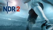 Fussballspieler kickt einen Ball (Montage) © fotolia,com, istockphoto Foto: Cornelius ,peepo