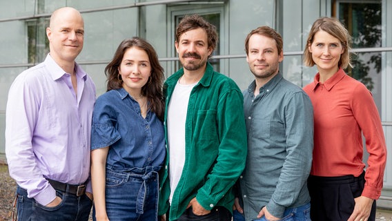 Auf dem Bild ist das Team von NDRfragt zu sehen. © Claudia Timmann Foto: Claudia Timmann