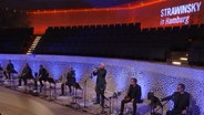 Screenshot: NDR Bigband im Großen Saal der Elbphilharmonie © NDR Foto: Screenshot