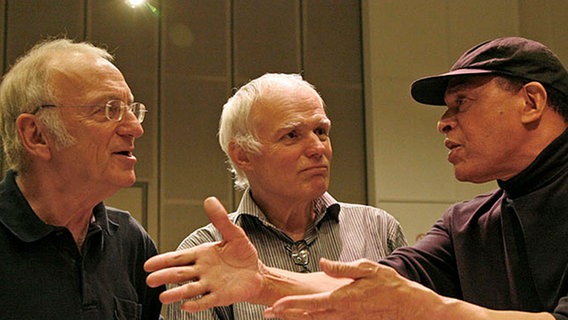 Dieter Glawischnig, Steve Gray, Al Jarreau (von links) © www.stevenhaberland.com Foto: Steven Haberland