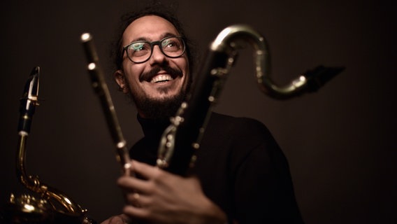 Der Bariton-Saxofonist Luigi Grasso. © Philippe Levy-Stab Foto: Philippe Levy-Stab